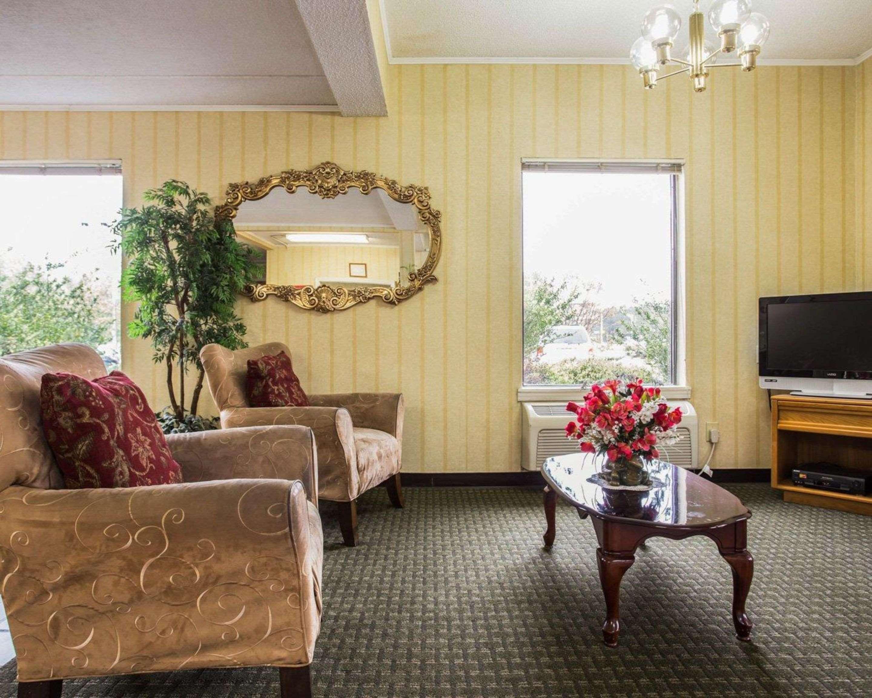 Econo Lodge Inn&Suites Lugoff Esterno foto