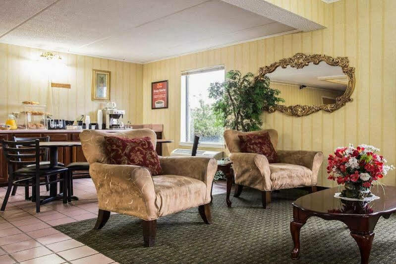 Econo Lodge Inn&Suites Lugoff Esterno foto